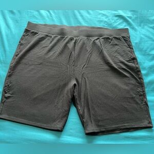 Torrid Size 6 Black Signature 5 inch Ribbed Bike Shorts